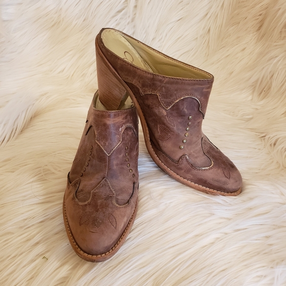 Jessica Simpson Shoes - JESSICA SIMPSON SHOE